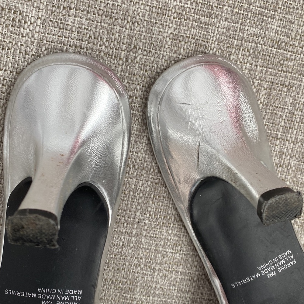 Silver Rampage sandals, size 7.5 - Picture 5 of 5